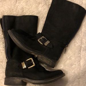 Black Steve Madden boots